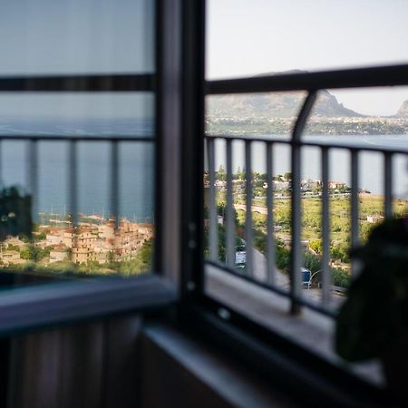 Hotel Villa Mare Altavilla Milicia Luaran gambar