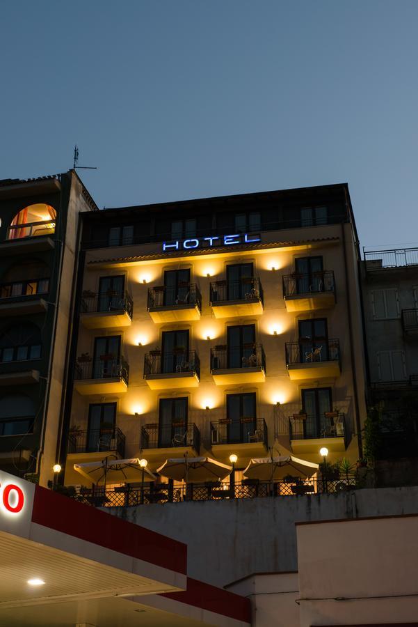 Hotel Villa Mare Altavilla Milicia Luaran gambar