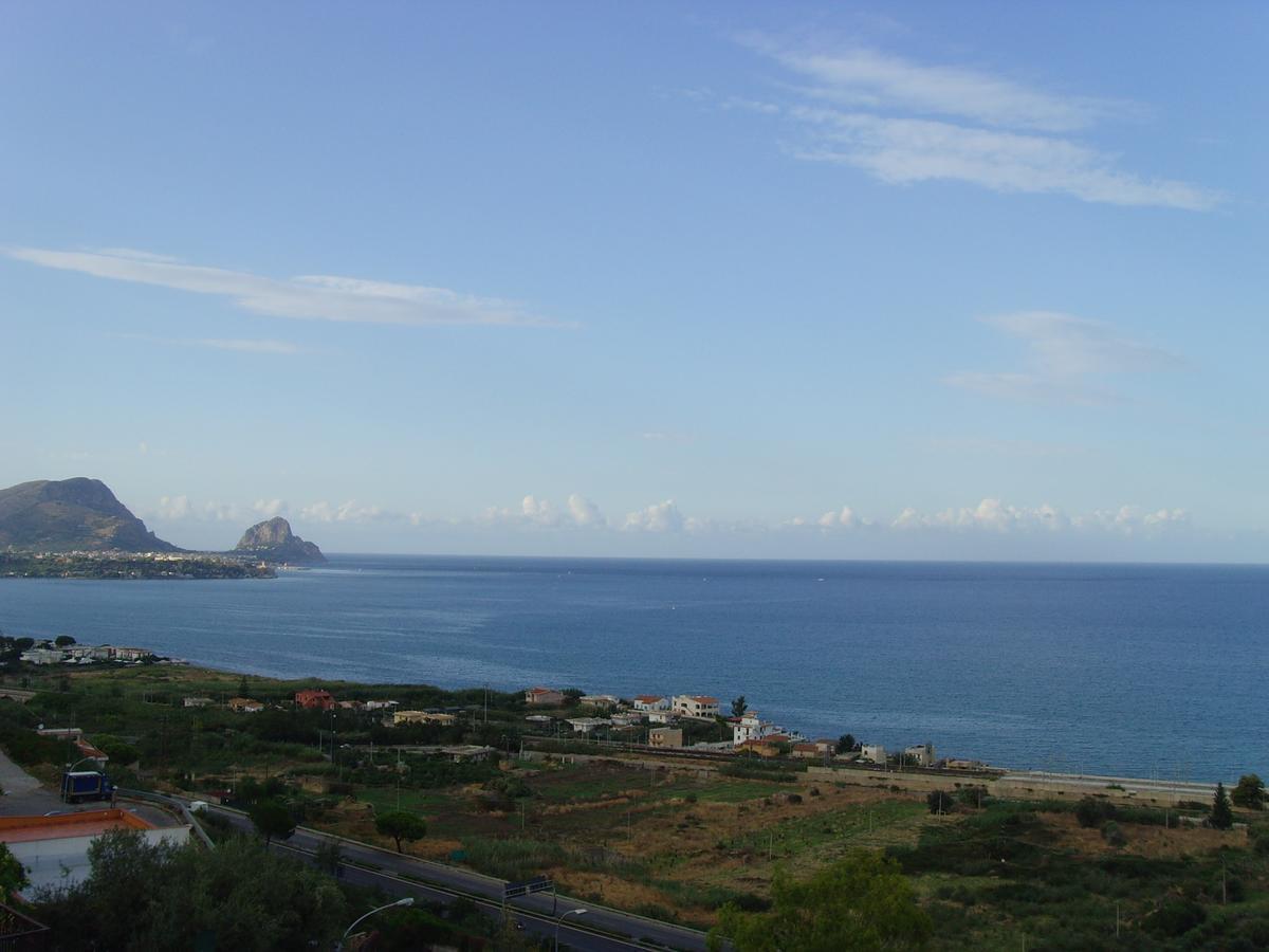 Hotel Villa Mare Altavilla Milicia Luaran gambar