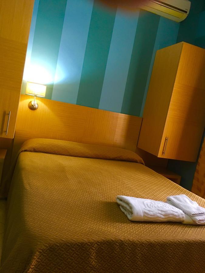 Hotel Villa Mare Altavilla Milicia Luaran gambar