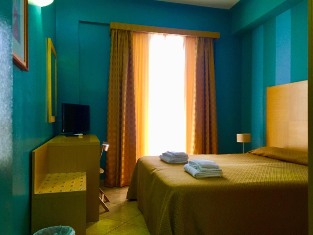 Hotel Villa Mare Altavilla Milicia Luaran gambar