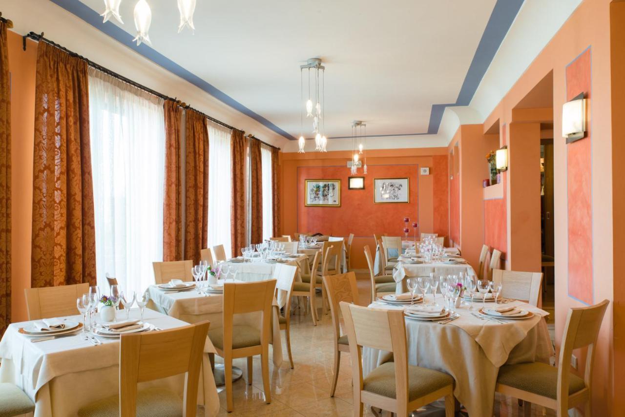 Hotel Villa Mare Altavilla Milicia Luaran gambar